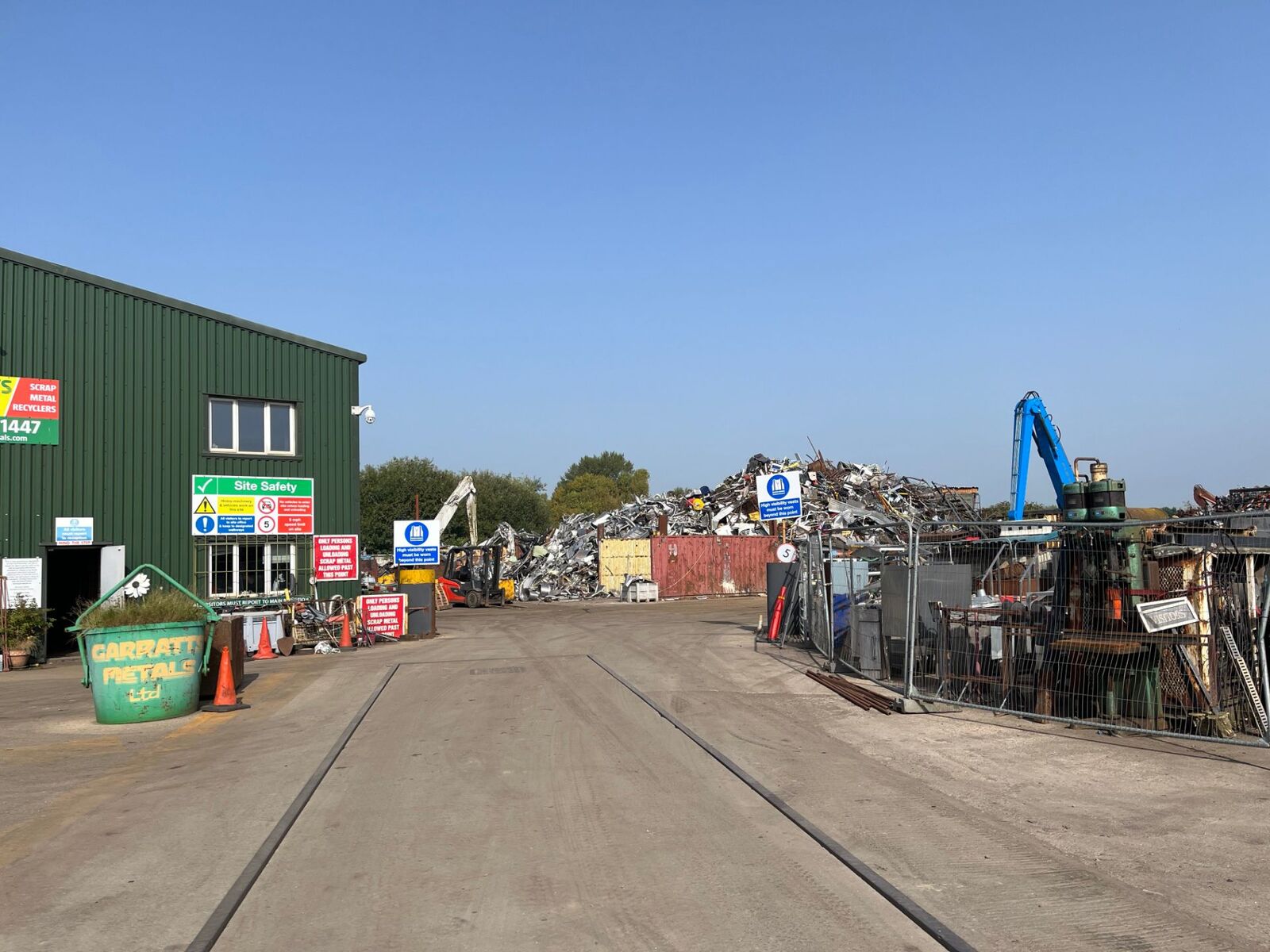 Roadway through the Garratt's Metals site